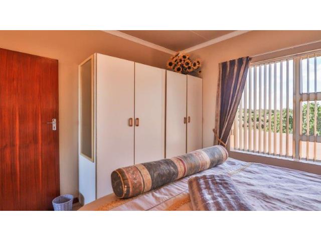 5 Bedroom Property for Sale in Stilbaai Wes Western Cape